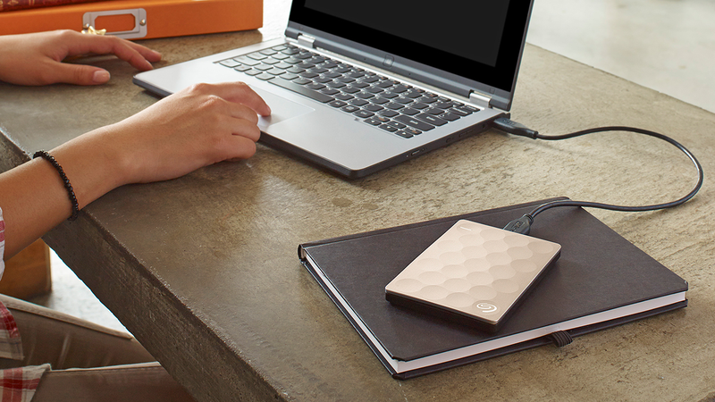 Illustration for article titled Seagate Made One of the Best Portable Drives Even Thinner